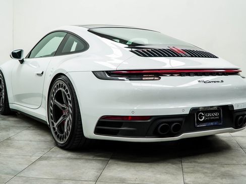 Used 2020 Porsche 911 Carrera S image 11
