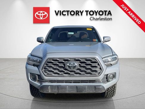 Used 2020 Toyota Tacoma TRD Off-Road image 1