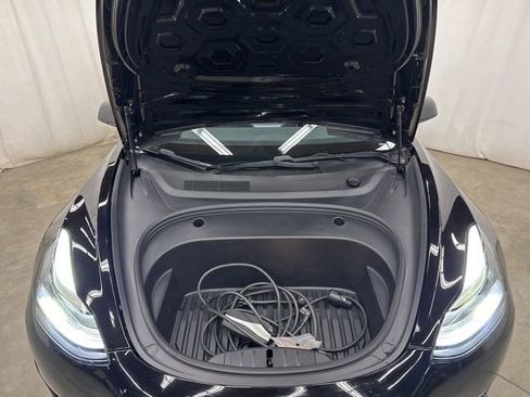 Used 2021 Tesla Model 3 Standard Range Plus image 3