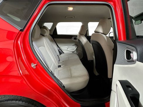 Used 2020 Kia Soul LX FWD image 22