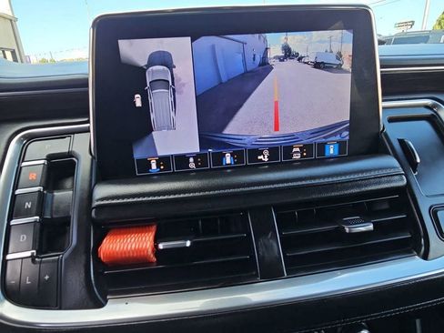 Used 2021 Chevrolet Tahoe LT w/ LT Signature Package image 15