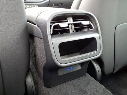 New 2026 Mercedes-Benz E 53 AMG e 4MATIC Sedan image 19