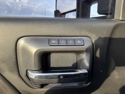 Used 2015 GMC Sierra 1500 SLT image 16