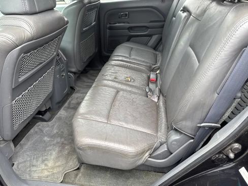 Used 2004 Honda Pilot EX image 11