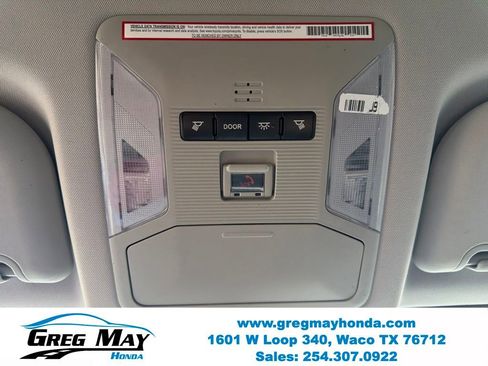 Used 2021 Toyota RAV4 LE AWD/4WD image 15