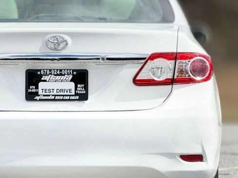 Used 2013 Toyota Corolla L image 16