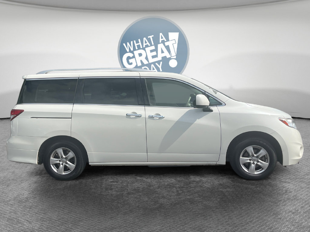 Used 2017 Nissan Quest SV FWD image 2