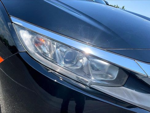 Used 2017 Honda Civic LX image 25