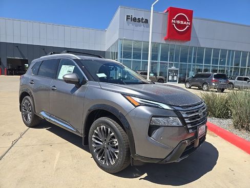 New 2026 Nissan Rogue Platinum w/ Platinum Premium Package AWD/4WD image 1