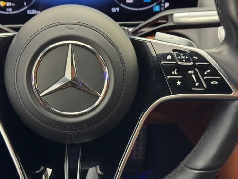 Used 2023 Mercedes-Benz S 580 4MATIC Sedan image 25