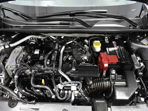 Certified 2025 Nissan Sentra S FWD image 31