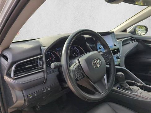 Used 2023 Toyota Camry SE FWD image 10