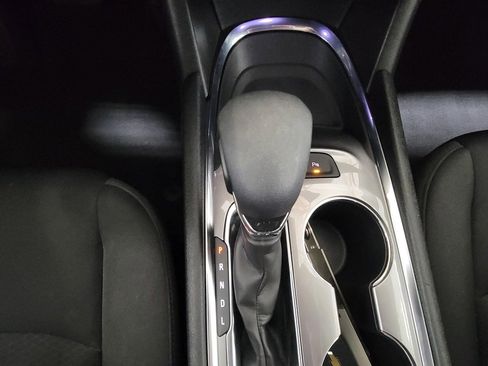 Used 2024 Chevrolet Malibu LT image 17