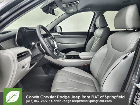 Used 2025 Hyundai Palisade SEL image 19