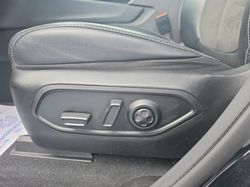 Used 2023 Jeep Grand Cherokee Altitude AWD/4WD image 13