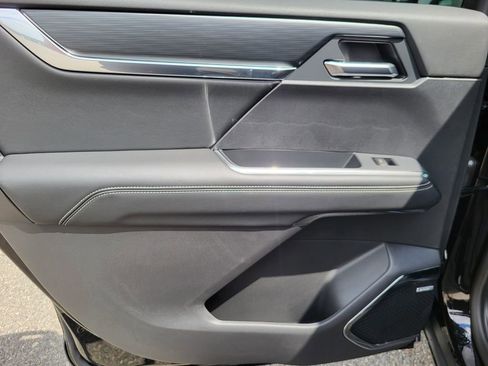 New 2026 GMC Acadia Elevation image 36