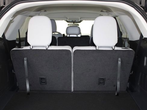 New 2026 Ford Explorer Active RWD image 15
