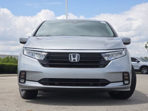 Used 2024 Honda Odyssey Touring image 14