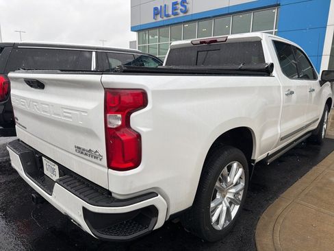 Used 2023 Chevrolet Silverado 1500 High Country w/ High Country Premium Package image 3