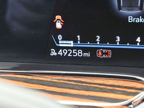 Certified 2023 Cadillac Escalade ESV Premium Luxury image 24