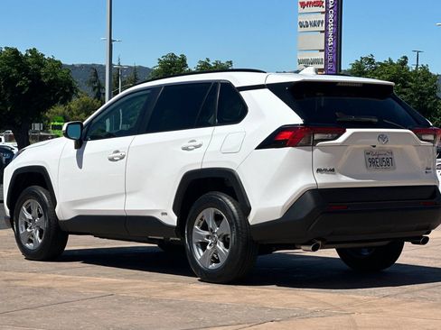Certified 2025 Toyota RAV4 XLE AWD/4WD image 7