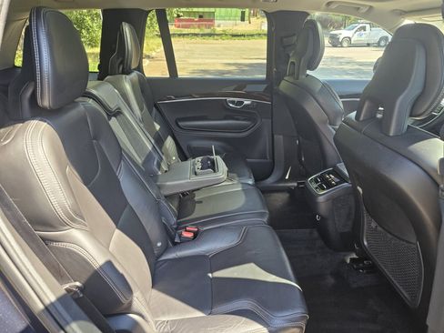 Used 2017 Volvo XC90 T6 Momentum w/ Vision Package AWD/4WD image 44