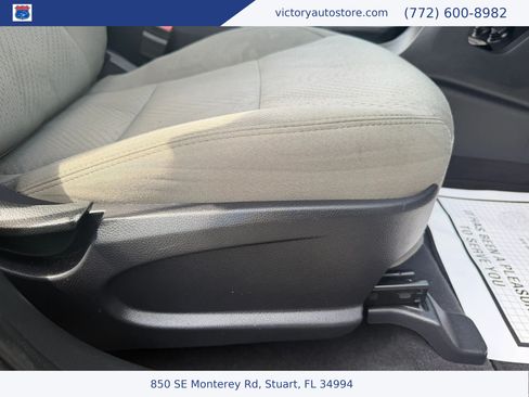 Used 2018 Hyundai Santa Fe Sport w/ 2.4L Value Package 02 FWD image 23