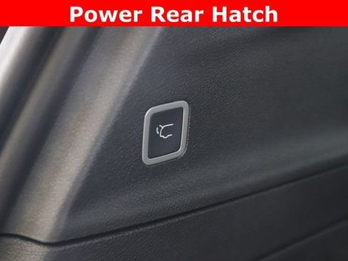 New 2026 Chrysler Pacifica Select AWD/4WD image 31