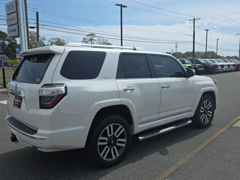 Used 2018 Toyota 4Runner Limited image 7