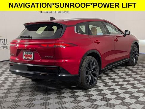 Used 2025 Toyota Crown Signia w/ Advanced Technology Package image 7