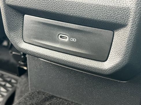 New 2025 Volkswagen Taos SE image 33