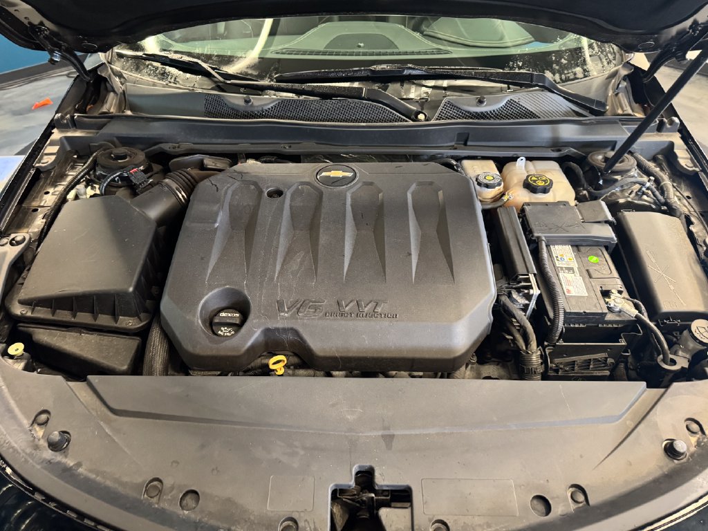 Used 2019 Chevrolet Impala Premier w/ Premier Convenience Package FWD image 23