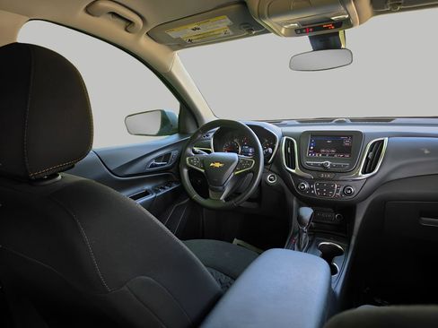 Used 2024 Chevrolet Equinox LT AWD/4WD image 10