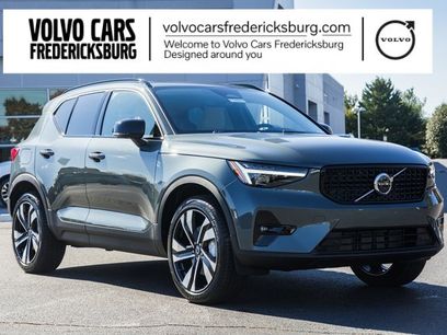 New 2026 Volvo XC40 B5 Ultra w/ Protection Package Premier