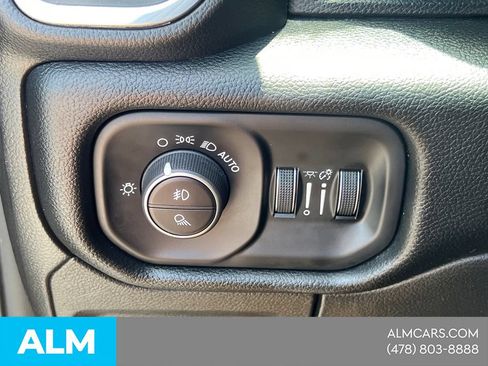 Used 2020 RAM 1500 Laramie AWD/4WD image 31