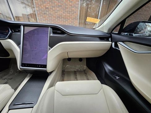 Used 2018 Tesla Model S 100D image 48