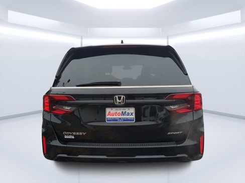 Used 2025 Honda Odyssey Sport-L image 4