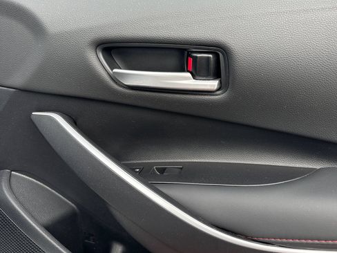 Used 2025 Toyota Corolla SE FWD image 18