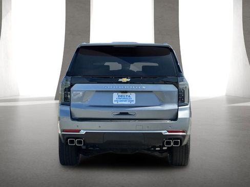 New 2026 Chevrolet Suburban High Country AWD/4WD image 5