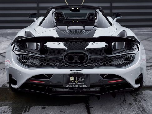 Used 2024 McLaren 750S Spider image 28