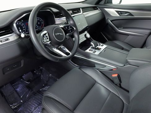 Used 2025 Jaguar F-PACE R-Dynamic S image 35