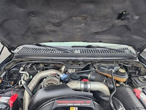 Used 2004 Ford F250 XL image 21