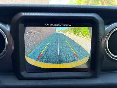 Used 2019 Jeep Wrangler Unlimited Sahara AWD/4WD image 34