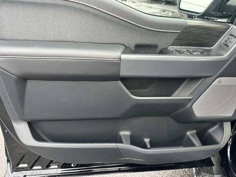 New 2025 Ford F150 Lariat w/ Equipment Group 501A Mid image 19