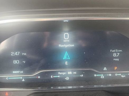 Used 2024 Chevrolet Suburban RST RWD image 32