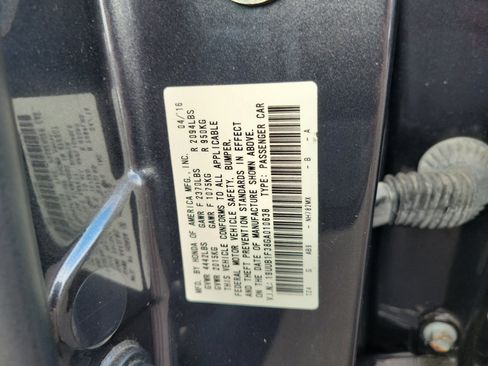 Used 2016 Acura TLX FWD image 31
