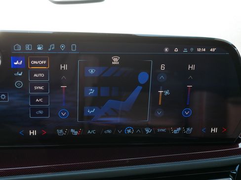 Certified 2026 Chevrolet Traverse RS image 23