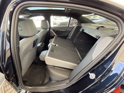 Certified 2026 BMW 540i xDrive w/ Executive Package AWD/4WD image 30