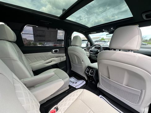 New 2026 Kia Sorento SX Prestige AWD/4WD image 16