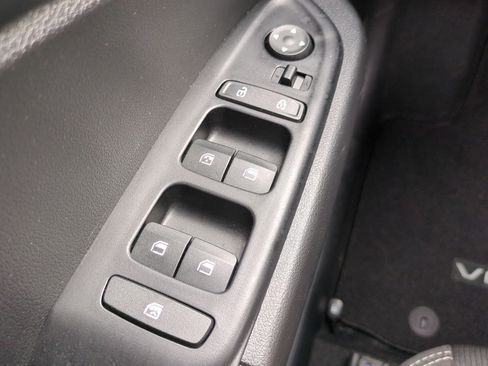 Certified 2024 Hyundai Venue SEL image 22